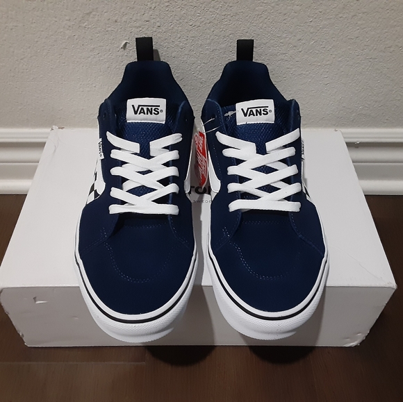 Vans - Picture 2 of 4